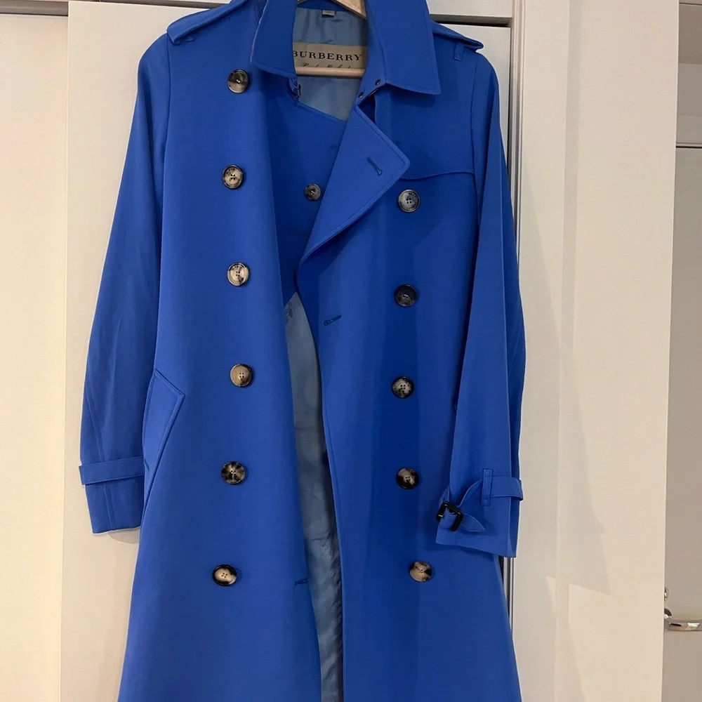 BURBERRY | Royal Blue Double-Breasted Coat “sandringham” mid length - Picture 2 of 15